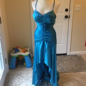 Jessica McClintock formal gown size 5